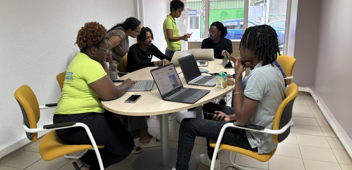 Une mobilisation limitée lors de la première journée des ateliers parcoursup du Crij Guadeloupe, jeudi 22 février 2024 à la Maison de l'insertion de la cohésion sociale à Petit-Bourg. Photo : FB Petit-Bourg