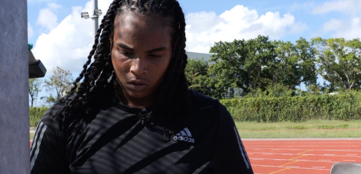 Princesse Hyman, vice championne d'Europe du lancer de disque à l'âge de 16 ans en 2022, en photo à l’entraînement au Creps de Pointe-à-Pitre en Guadeloupe en 2023. Photo : Ingrid Franchi Princesse Hyman, vice championne d'Europe du lancer de disque à l'âge de 16 ans en 2022, en photo à l’entraînement au Creps de Pointe-à-Pitre en Guadeloupe en 2023. Photo : Ingrid Franchi