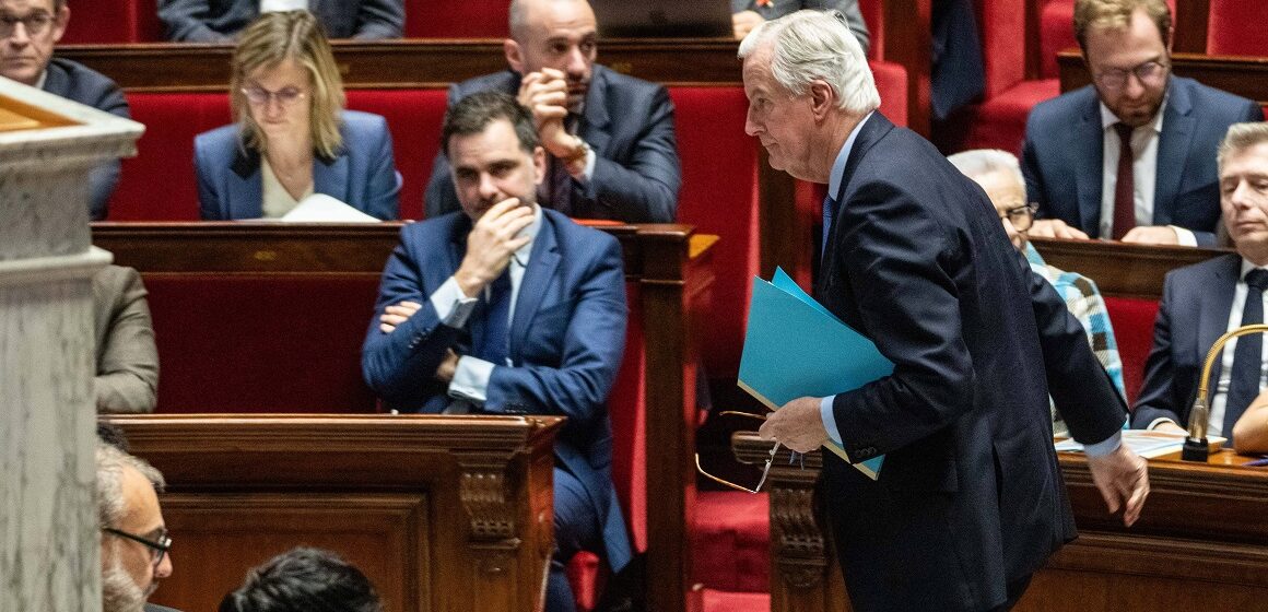 Michel Barnier, Premier ministre, à l'Assemblée nationale à Paris, le 4 décembre 2024, lors du débat et vote de la motion de censure à la suite de sa décision d'utiliser l'article 49.3 de la Constitution sur le projet de loi de financement de la sécurité sociale (PLFSS) 2025. Photo : Olivier Juszczak / Sipa Michel Barnier, Premier ministre, à l'Assemblée nationale à Paris, le 4 décembre 2024, lors du débat et vote de la motion de censure à la suite de sa décision d'utiliser l'article 49.3 de la Constitution sur le projet de loi de financement de la sécurité sociale (PLFSS) 2025. Photo : Olivier Juszczak / Sipa
