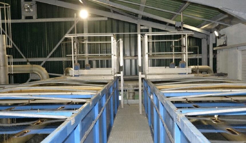 L'usine de Belin distribue l’eau potable sur Port-Louis, Anse-Bertrand et une partie de Petit-Canal.