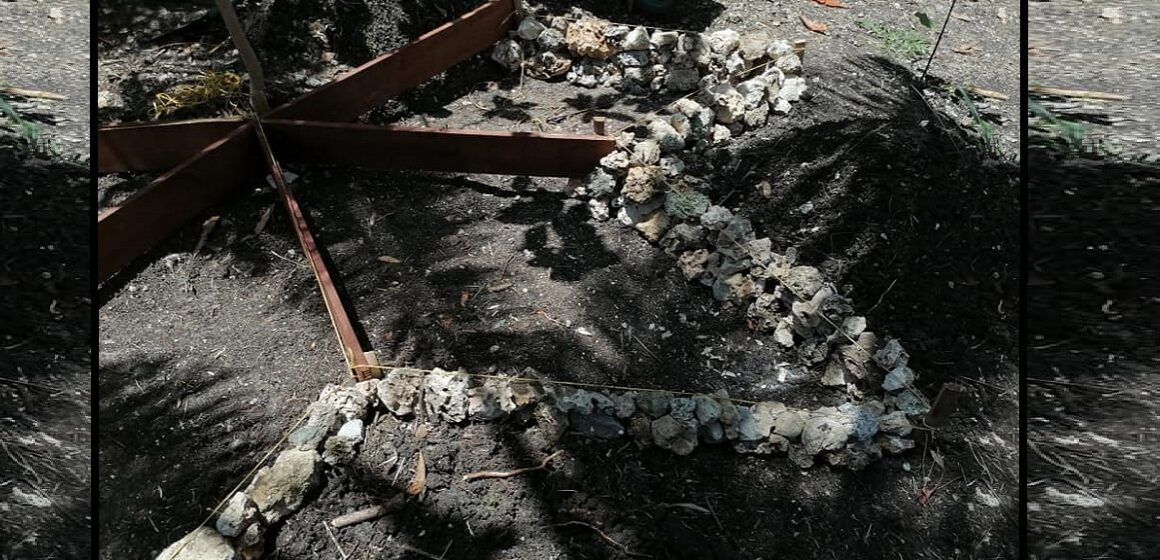 Zones de culture réalisées en juillet 2021 sur le Jardin des valeurs, réalisées par des jardiniers en remobilisation vers l'emploi au sein de l’association Bwa kapab à Petit-Canal. Photo : Bwa kapab Zones de culture réalisées en juillet 2021 sur le Jardin des valeurs, réalisées par des jardiniers en remobilisation vers l'emploi au sein de l’association Bwa kapab à Petit-Canal. Photo : Bwa kapab