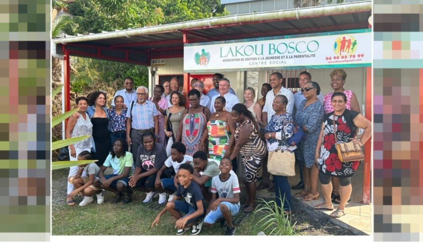 Le Medef et le Rotary officialisent leur partenariat avec l'association Lakou Bosco par une remise de fournitures scolaires le 13 août. Photo : UDE Medef Guadeloupe