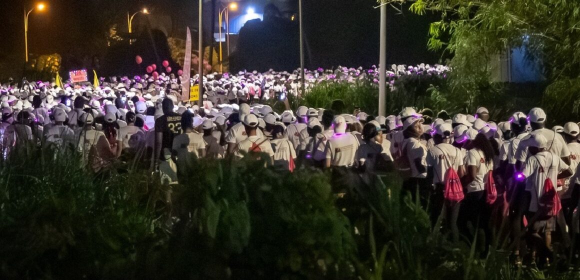 Une marée rose de plus de 10 000 personnes marche unie contre le cancer du sein samedi 4 octobre 2025 à Jarry à l’occasion de la 4e édition des Foulées du ruban rose. Photo : lesfouleesdurubanrose Une marée rose de plus de 10 000 personnes marche unie contre le cancer du sein samedi 4 octobre 2025 à Jarry à l’occasion de la 4e édition des Foulées du ruban rose. Photo : lesfouleesdurubanrose